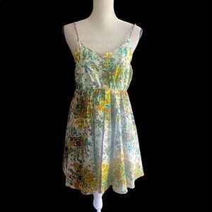 NWT-FUNKY PEOPLE-FLORAL TOP